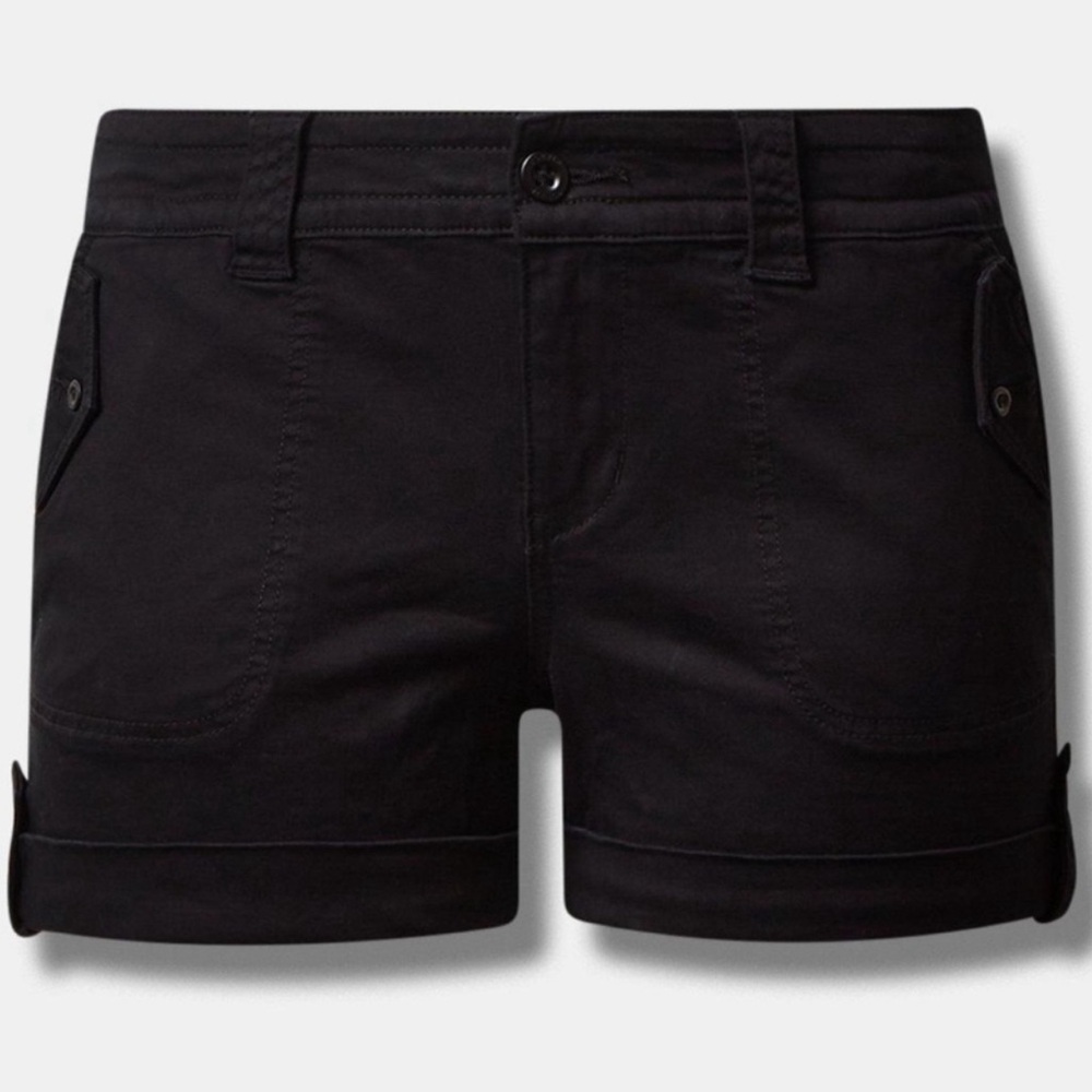 ✦ Torrid ✦  Black Cuffed High-Rise Shorts ✦ Size 20 ✦ NWT ✦